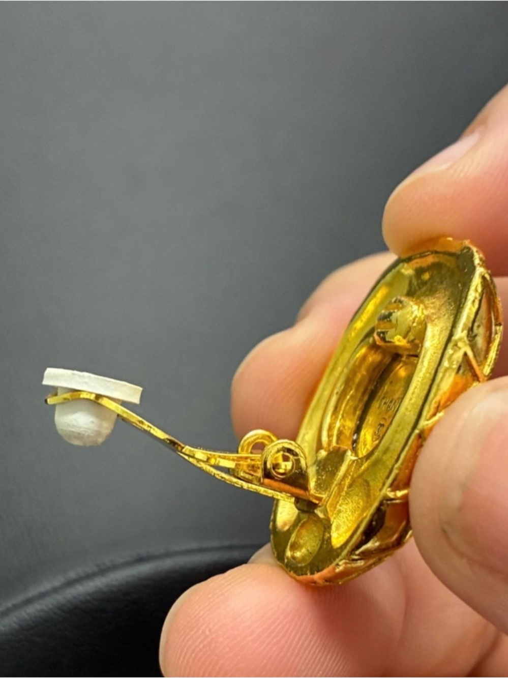 CHANEL Crystal quilted 24KGP Clip-On Earrings - Clear - Picture 6 of 8